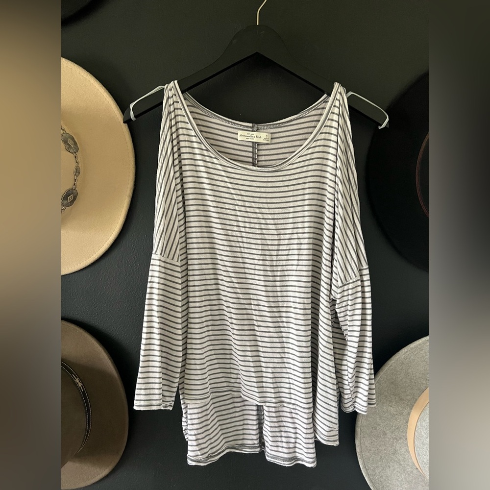 A&F cold shoulder top